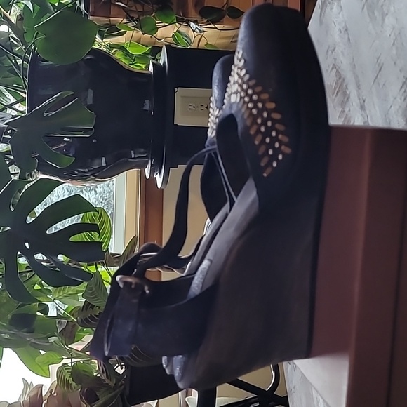 Calleen Cordero Wedge - Picture 4 of 4